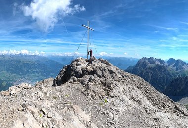 Gipfelglück (c) bergsteigen.com