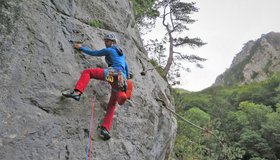 Gregor Wondrejc in der Crux - 2. Seillänge