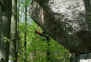 Adam Ondra in Action Directe © Bida