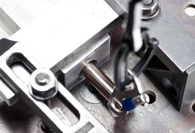 QC Lab: Eisschrauben aus Aluminium vs. Stahl