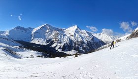 Mega Ausblick auf Sonnblick, Hocharn und Ritterkopf (v li. n. re.) - Silberpfennig im Rauristal