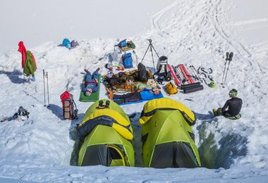 Das Basislager auf 2700 m (c) Ale d' Emilia