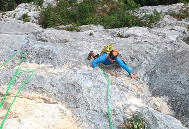 Beim Klettern in Arco mit dem Boreal Silex