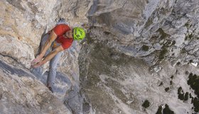 Christoph Schranz in Ocha Schau Schuich (300m / 8c) (c)  Hannes Mair (http://www.alpsolut.com)