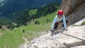 Platte im oberen Teil der Ferrata Magico Alverman al Col Rodella 
