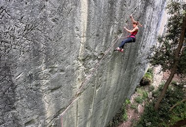 Angelika Rainer in Pungitopo, 8c+ (c)  Jacopo Larcher