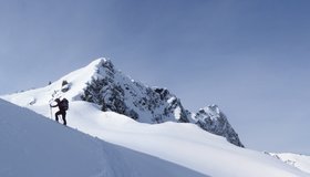 Nach der steileren Querung unterhalb des Bischofjochs