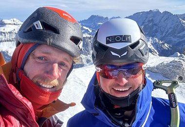 Martin Feistl und Simon Gietl am Gipfel des Langkofels