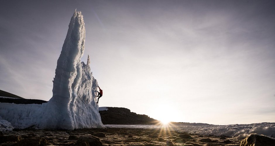 Will Gadd climbs on the Furtwangler Glacier on Mt Kilimanjaro on 23 February, 2020 in Tanzania, Africa.(c) Christian Pondella/Red Bull Content Pool