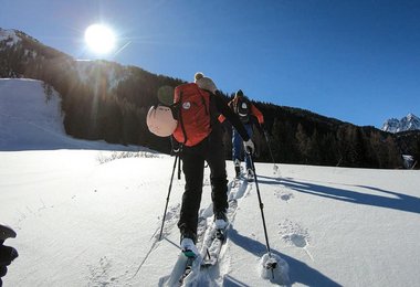 Versetzen Sie sich in die Lage ihres Kindes. Die Anzahl der Höhenmeter ist völlig unwichtig, der Spaß an der Bewegung ist, was zählt.
