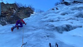 Die zweite, etwas schwerer Seillänge - Eisschild Felbertal.