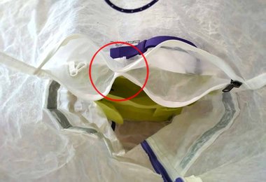 Die Verbindung der Innentasche haben wir aufgetrennt - DB Weigh Lighter 25 L Rucksack