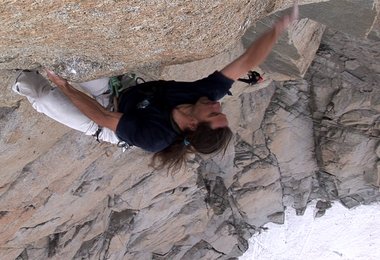 Alexander Huber berfreit 'Vioe Petit' (8b) am Grand Capucin