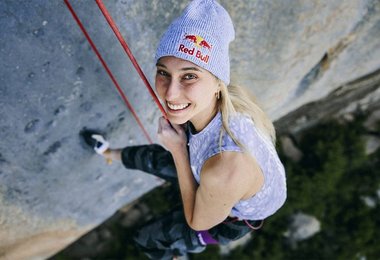 Janja Garnbret Bibliographie (9b+) Céüse © Jessica Glassberg/Red Bull Content Pool