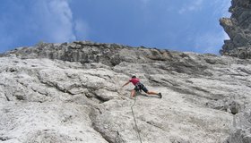 Perfekte Platte in der ersten Seillänge.