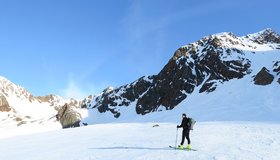 Im Mitterkar, rechts der Mitte die Südrinne und der Gipfel der Wildspitze.