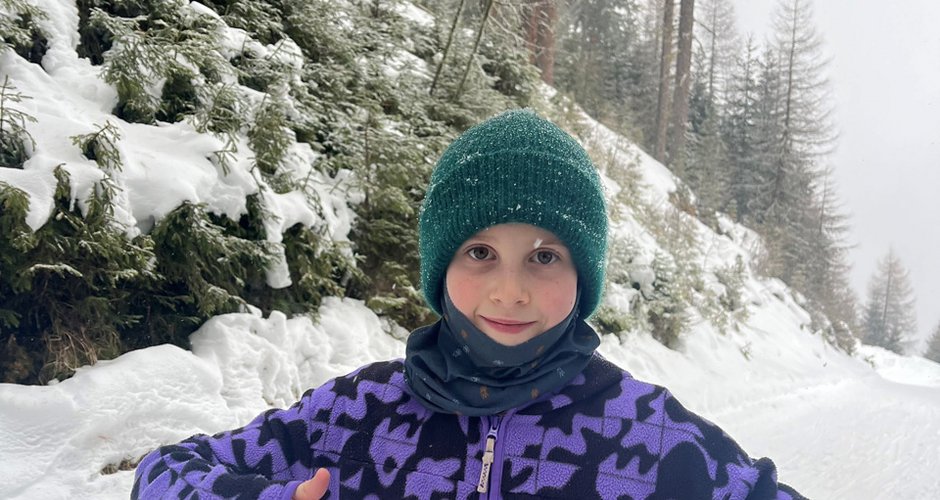 Die Adventurer Fleecejacke mit Kapuze und Print in Farbe Afterparty kommt super an.