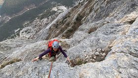 In der zehnten Seillänge der Diedro Martini an der Cima alle Coste