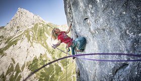 Mich Kemeter in Tortour. Start der Crux-Länge (5. SL, 8c) © Frank Kretschmann