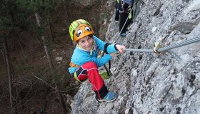 Der rechte Bergkraxler-Klettersteig eignet sich sehr gut für Kinder.