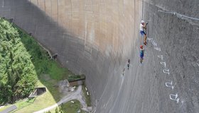 Quergang in der Mitte der Mauer