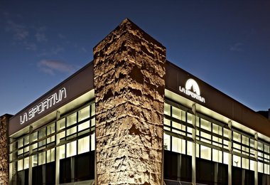 Das Headquarter von La Sportiva  in Ziano di Fiemme 