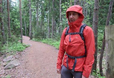 Auch bei Regenwetter ist man mit der Guardian Apex Jacket gut angezogen. (Foto: Sabine Wissekal)