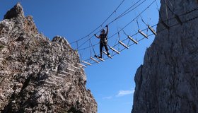 Seilbrücke in der linken Variante