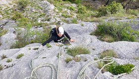 Blick von oben - erste Seillänge der Via Pia an der Martinswand