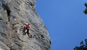 Birgit Auer in "Alfa", 6b