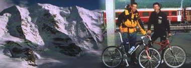 Die drei Pfeiler und die beiden Bergsteiger Walter Hölzler & Toni Steurer am Bahnhofe in St. Moritz...