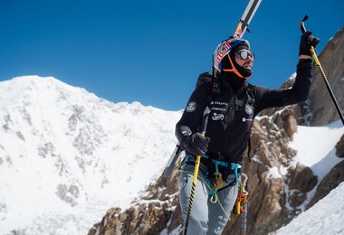 Andrzej Bargiel gelingt erste durchgehende Skiabfahrt vom Nanga Parbat (c) Bartłomiej Pawlikowski / Red Bull Content Pool
