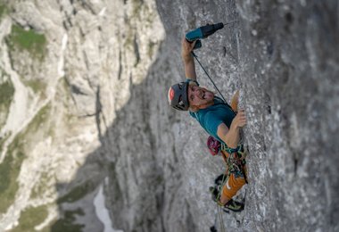 Martin bei der Erstbegehung der Route Flugmeilengenerator (c) Silvan Metz