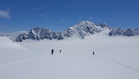 Abfahrt über den Mittelbergferner