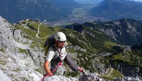 Im Mittelteil der BW3 - hinten die Bergstation der Alpspitzbahn.