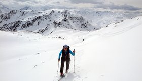 Blick zurück in Richtung Sonnjoch und Gressenstein.