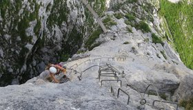 Im B/C Pfeiler nach der Brücke