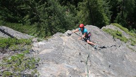 Die recht knackige 4- Seillänge - Höhenfieber an der Stafflacher Wand.