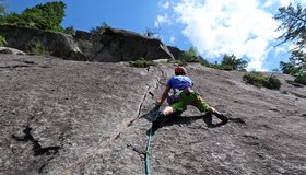 Die dritte Seillänge ist etwas leichter als die zweite Seillänge.