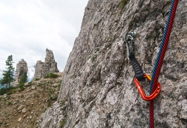 Mit der Petzl Spirit beim Klettern in den Dolomiten