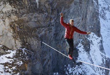 Stephan Siegrist im Martinsloch (c) Stefan Schlumpf